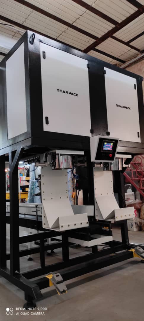 دستگاه بسته بندی توزین دار نیمه اتوماتیک دستگاه بسته بندی توزین دار نیمه اتوماتیک